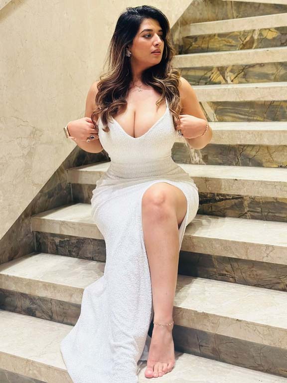 Haridwar aged housewife Call Girl